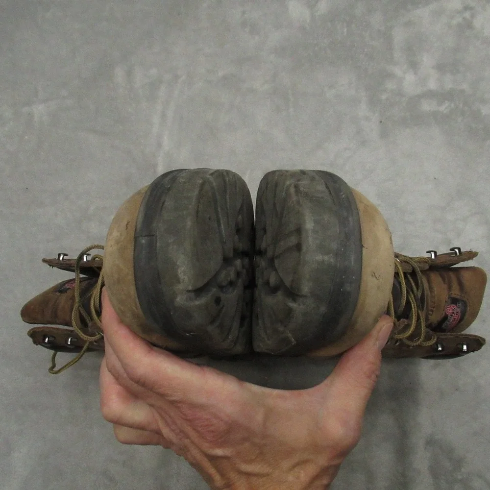 Red Wing Mens 9.5D King Toe Boots Brown Leather 435 Waterproof EH Soft Toe Work